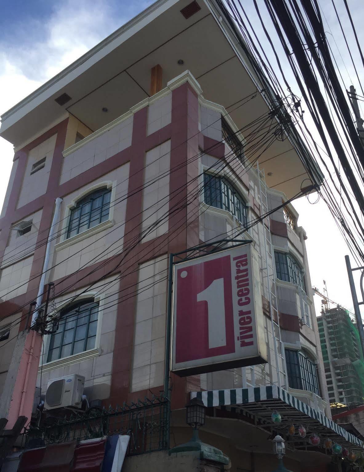 1 ริเวอร์ เซ็นทรัล โฮสเทล Makati City ภายนอก รูปภาพ